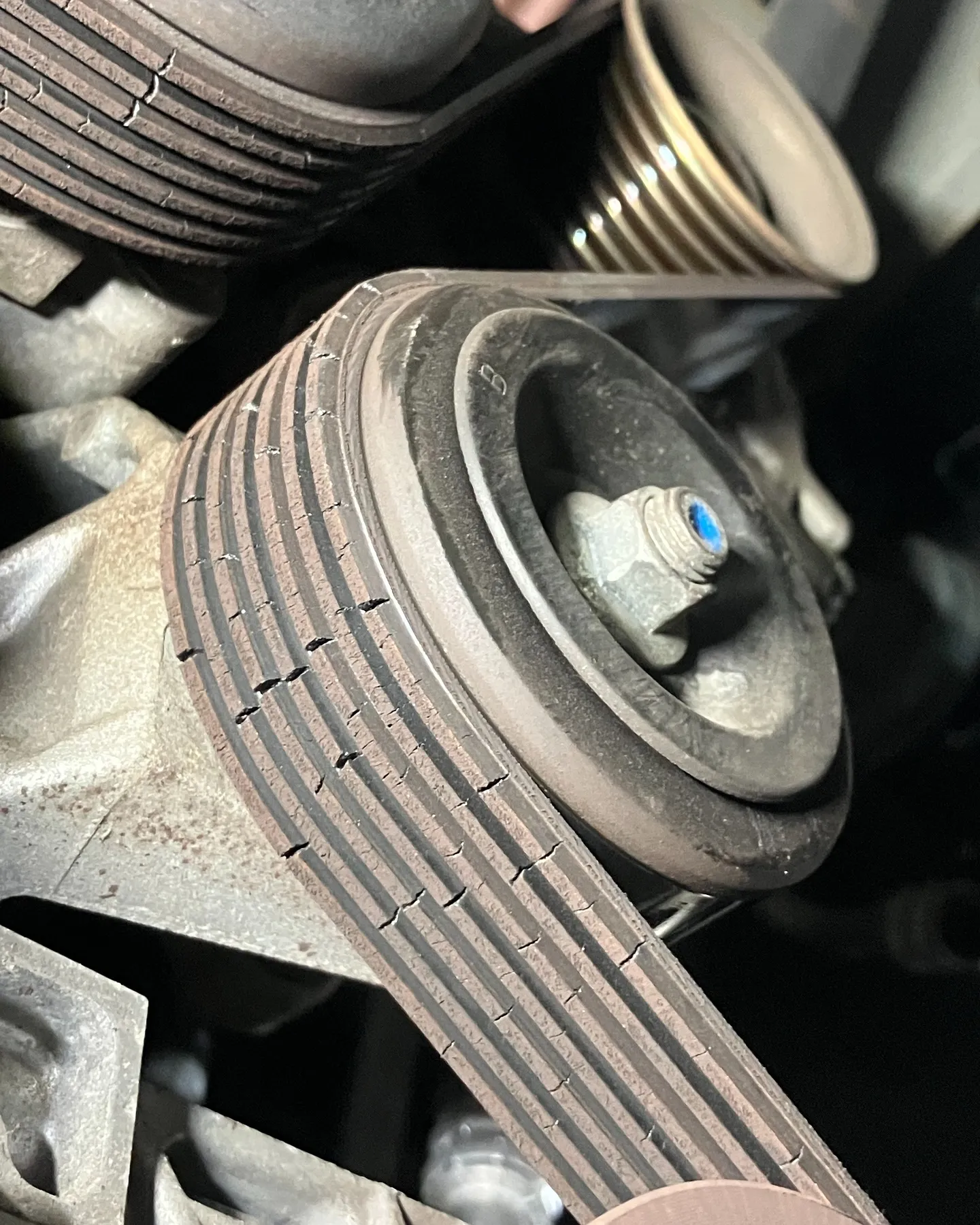 補機ベルトの交換を行いました！