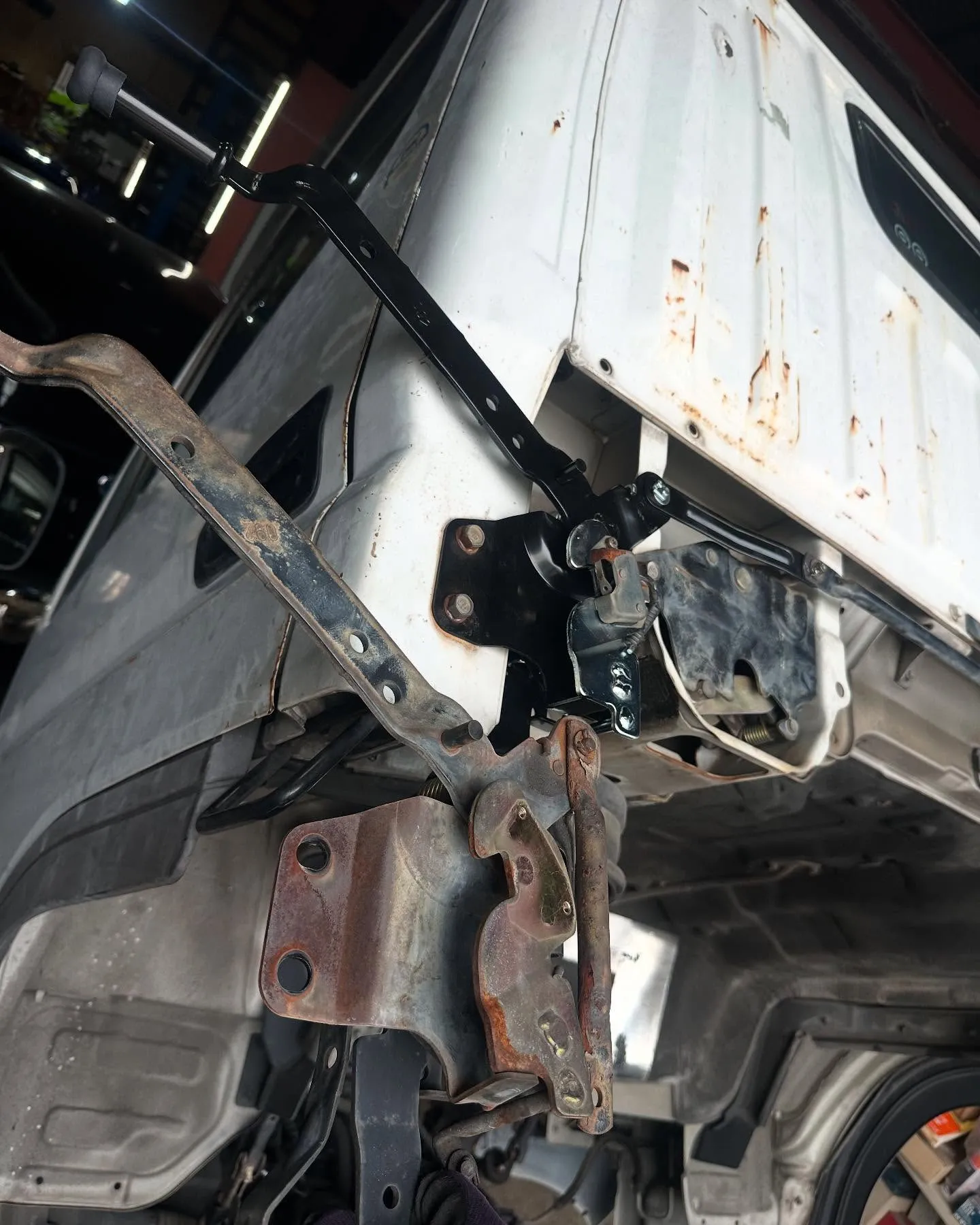 車検で預かりましたトラックの整備をしました😊